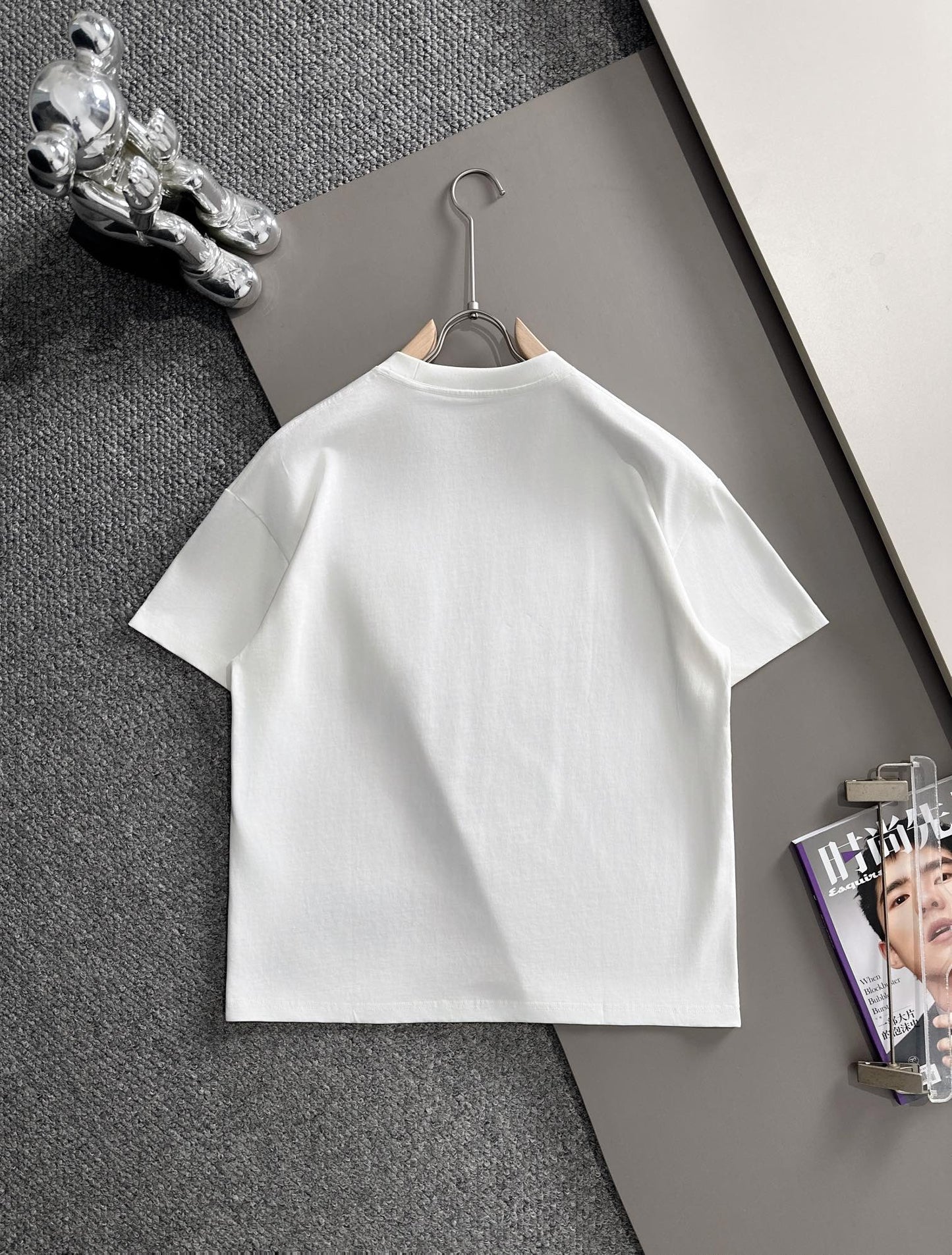 260113 New high-quality classic front-logo triangle-pattern T-shirt