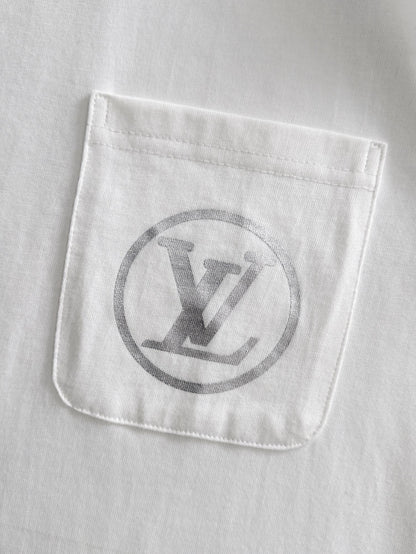 260113 New high-quality T-shirt with pocket sleeves and printed design
