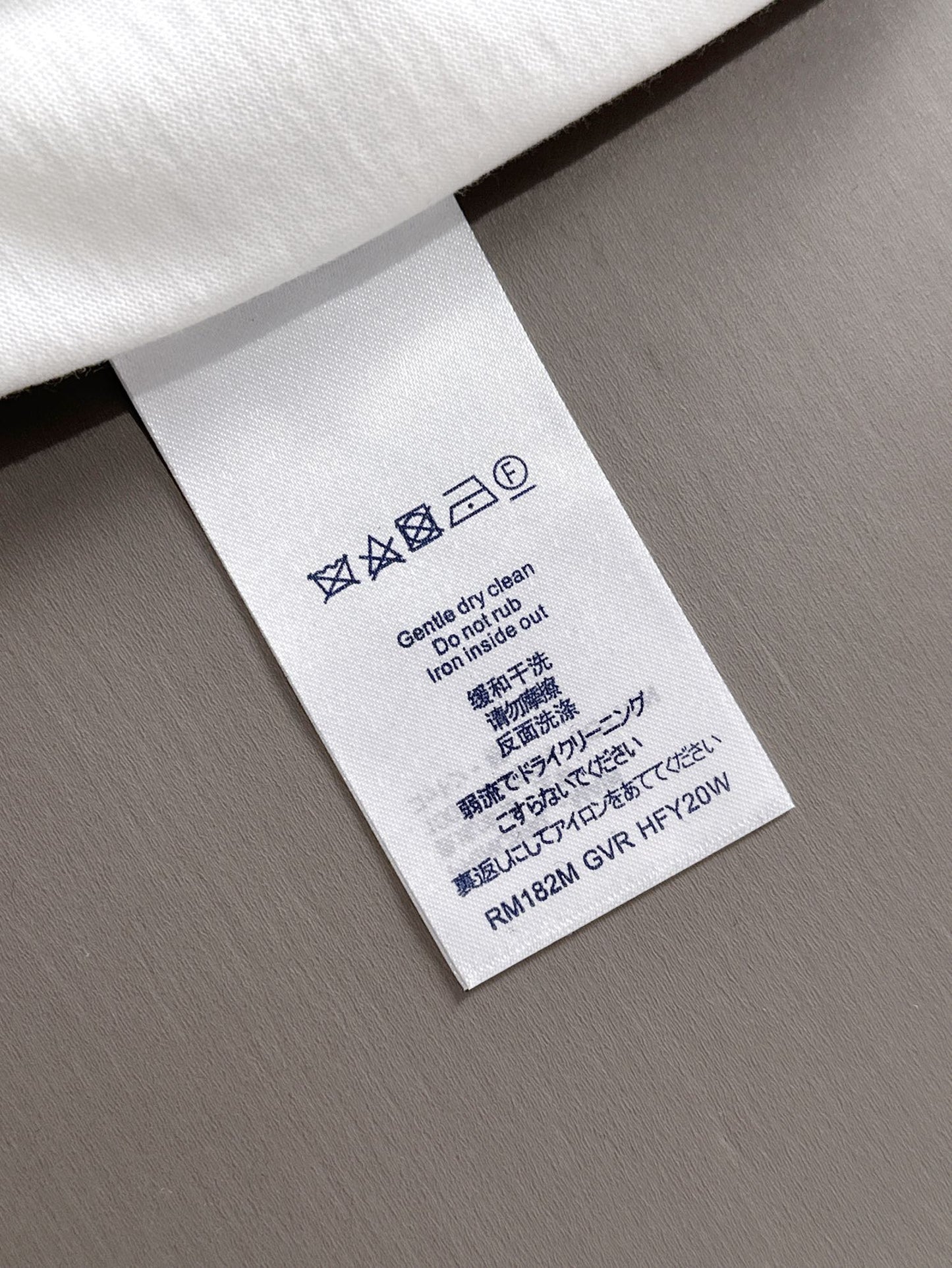 260113 New high-quality T-shirt with pocket sleeves and printed design