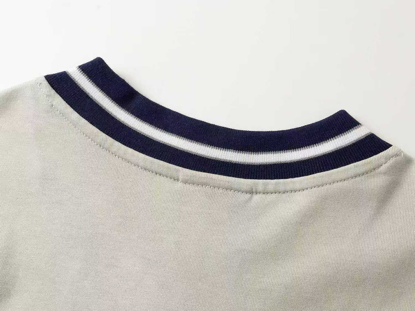 260113 New high-quality heavy-duty V-neck direct-injection printed long-sleeve shirt