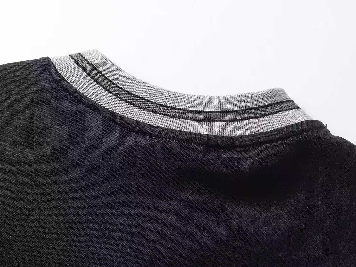 260113 New high-quality heavy-duty V-neck direct-injection printed long-sleeve shirt