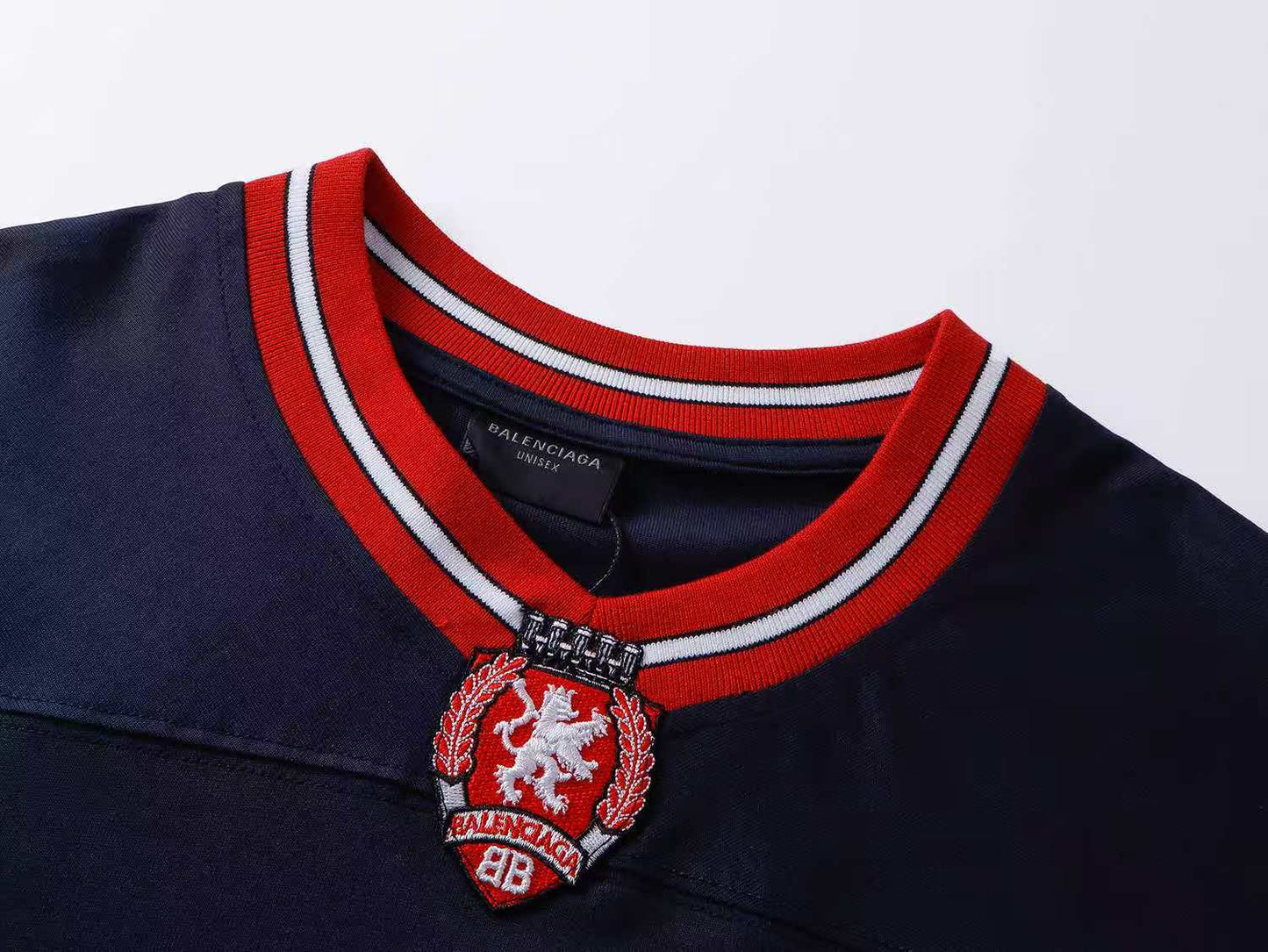 260113 New high-quality heavy-duty V-neck direct-injection printed long-sleeve shirt