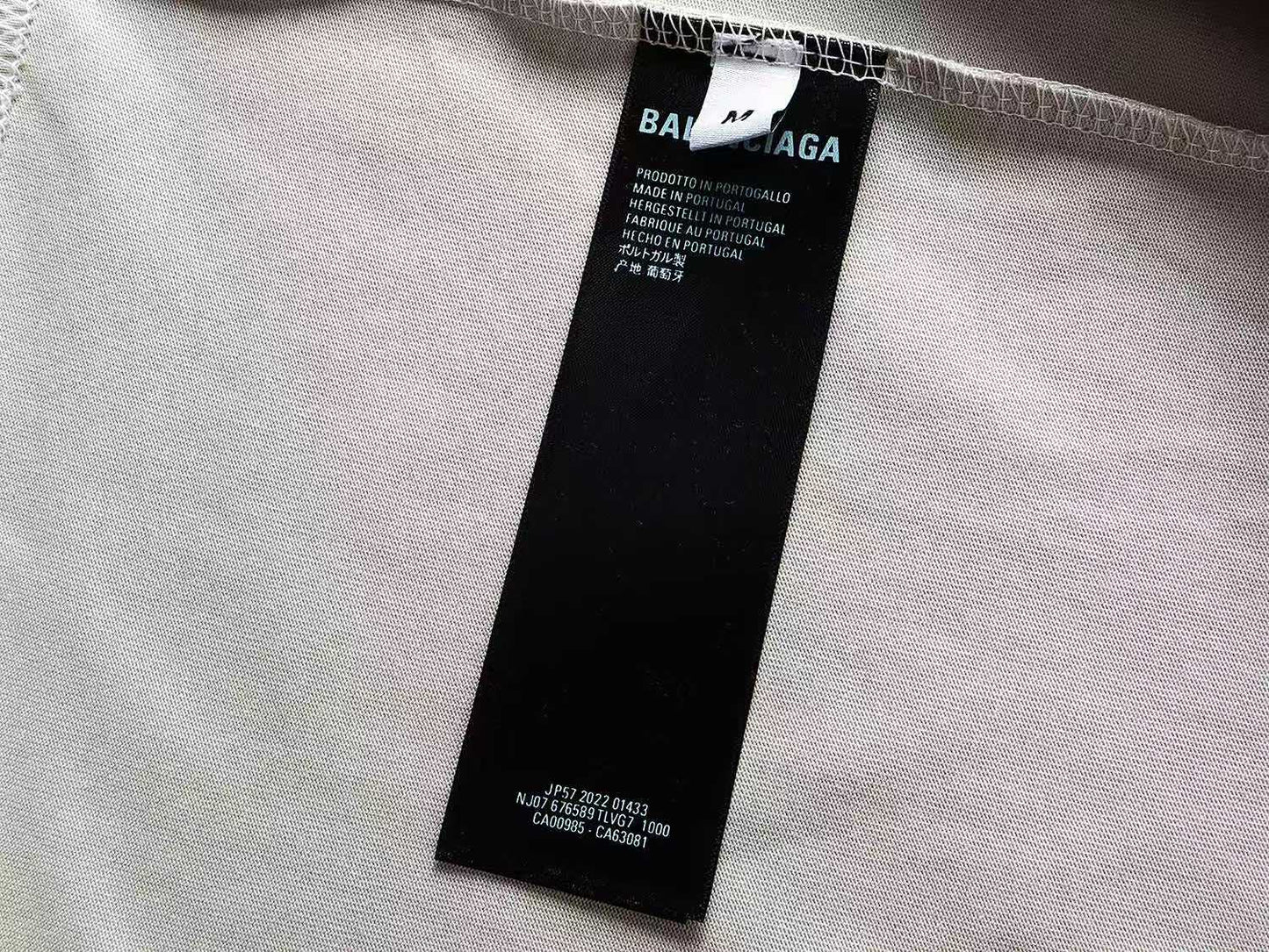 260113 New high-quality heavy-duty V-neck embroidered print T-shirt