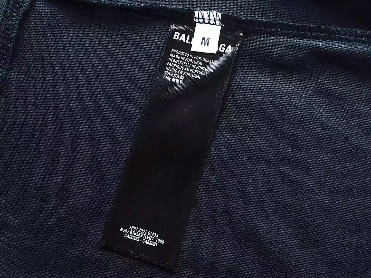 260113 New high-quality heavy-duty V-neck embroidered print T-shirt