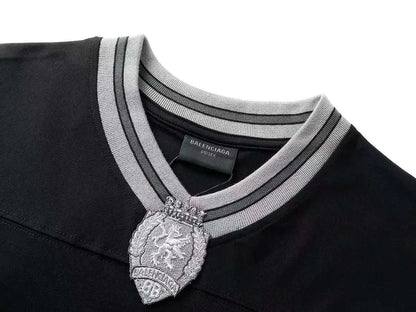 260113 New high-quality heavy-duty V-neck embroidered print T-shirt