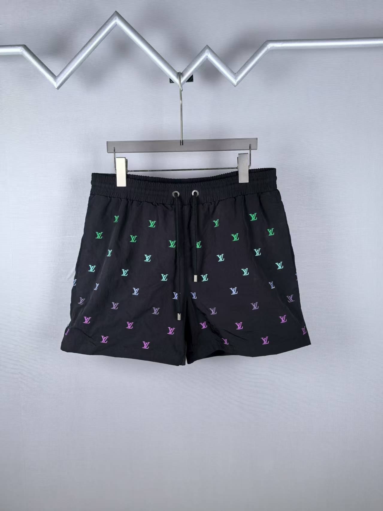260113 New high-quality gradient embroidery four-quarter beach shorts