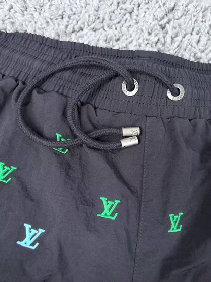 260113 New high-quality gradient embroidery four-quarter beach shorts