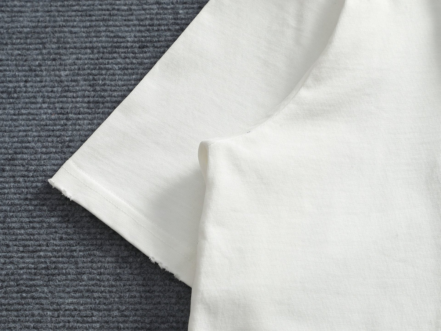 260113 New high-quality classic patchwork embroidered T-shirt