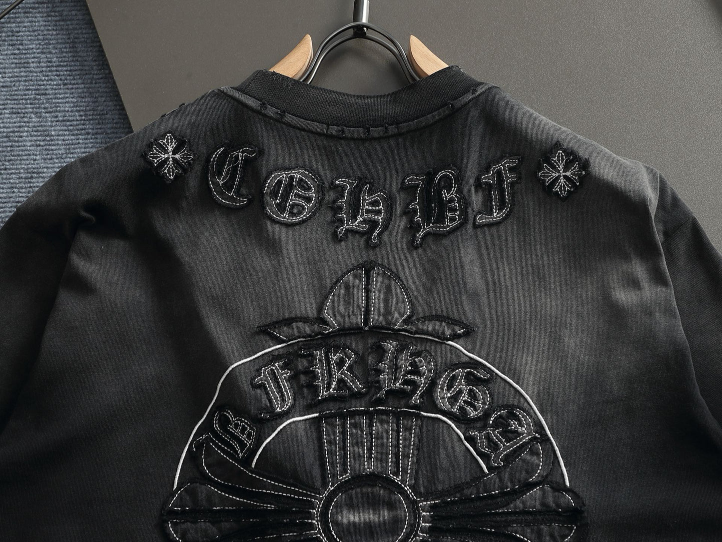 260113 New high-quality classic patchwork embroidered T-shirt