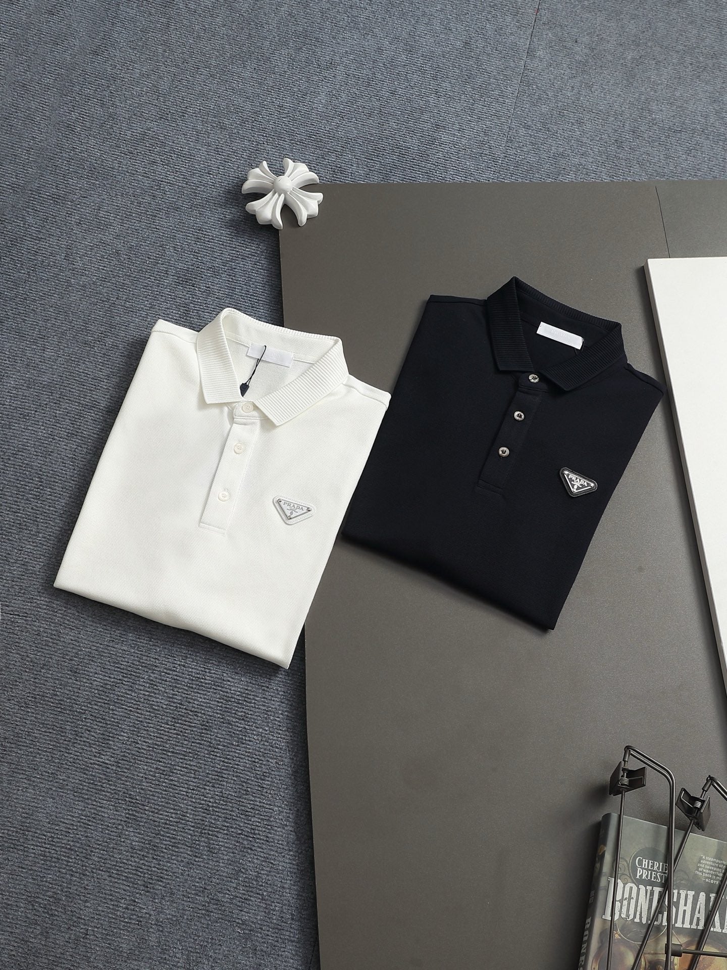 260113 New high-quality towel collar polo with triangular logo