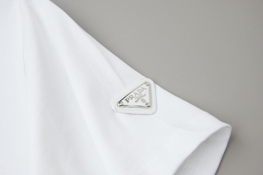260120 New high-quality feature pocket T-shirt