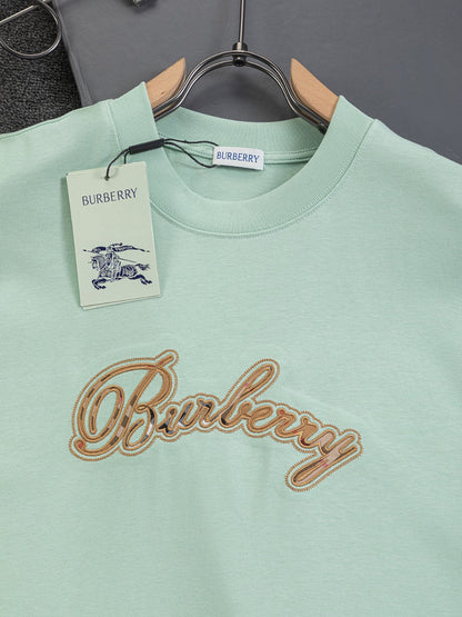 260120 New high-quality embroidered T-shirt with font design