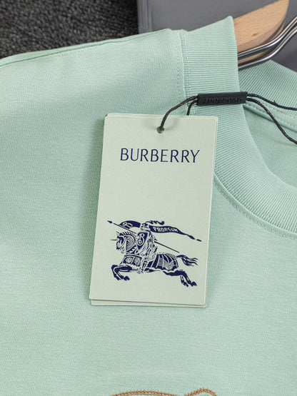 260120 New high-quality embroidered T-shirt with font design