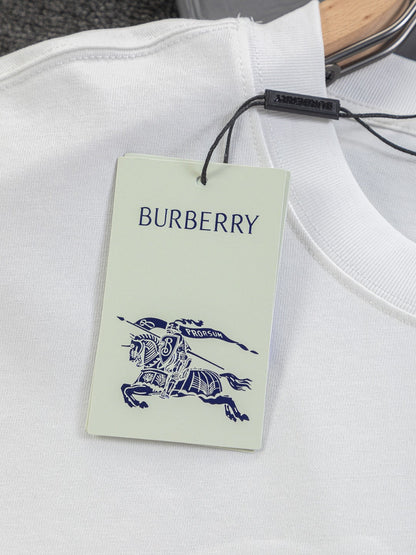 260120 New high-quality embroidered T-shirt with font design