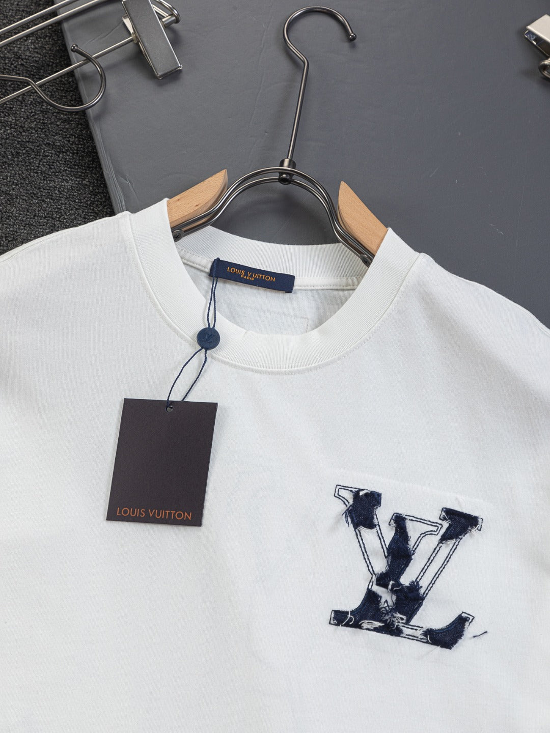 260120 New high-quality special embroidery craft T-shirt
