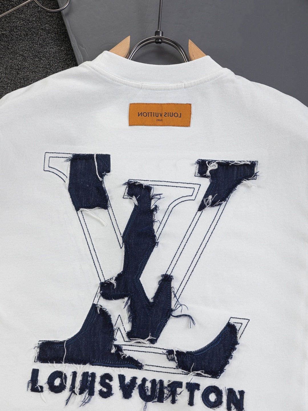 260120 New high-quality special embroidery craft T-shirt