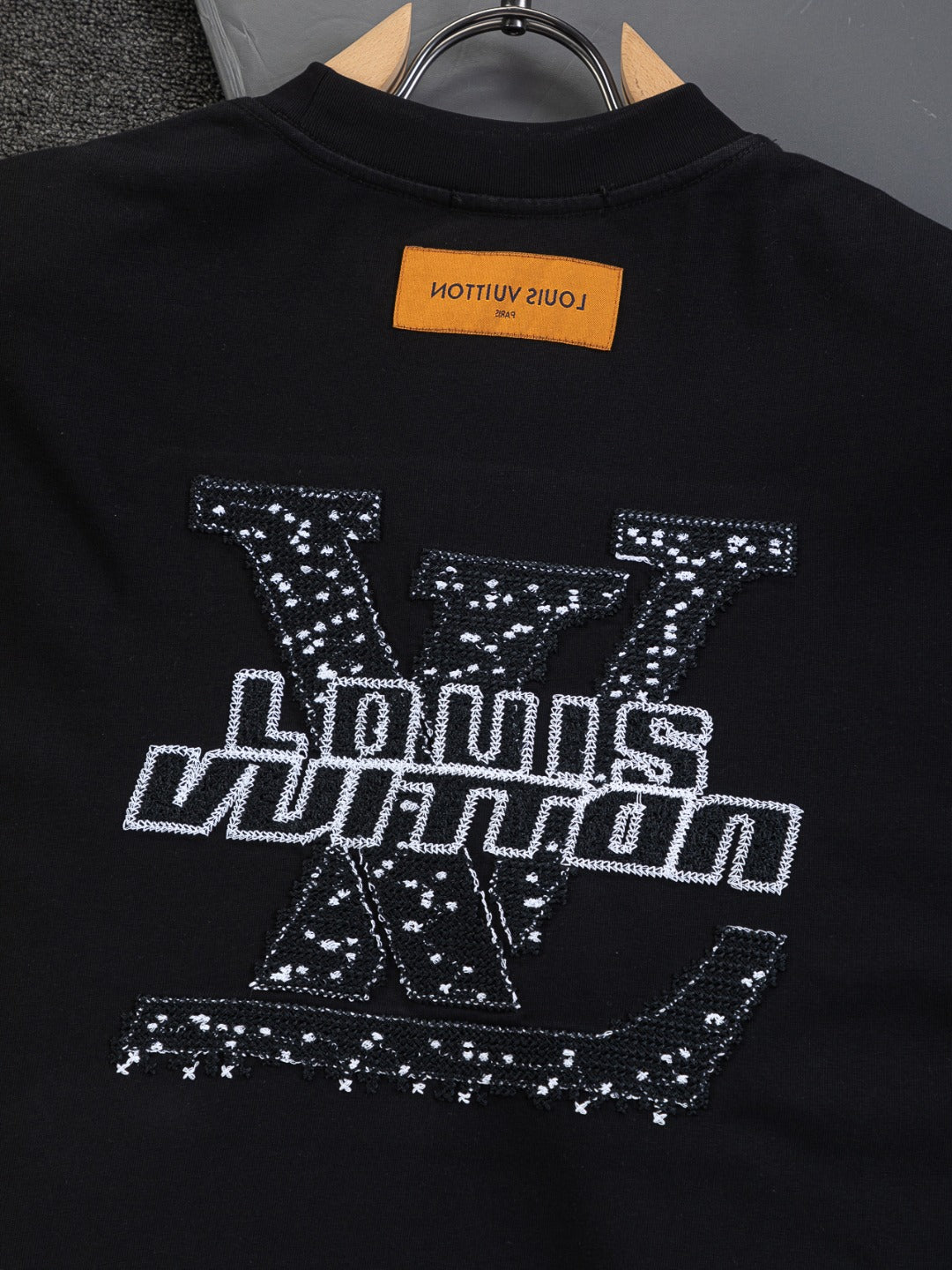 260120 New high-quality special embroidery craft T-shirt