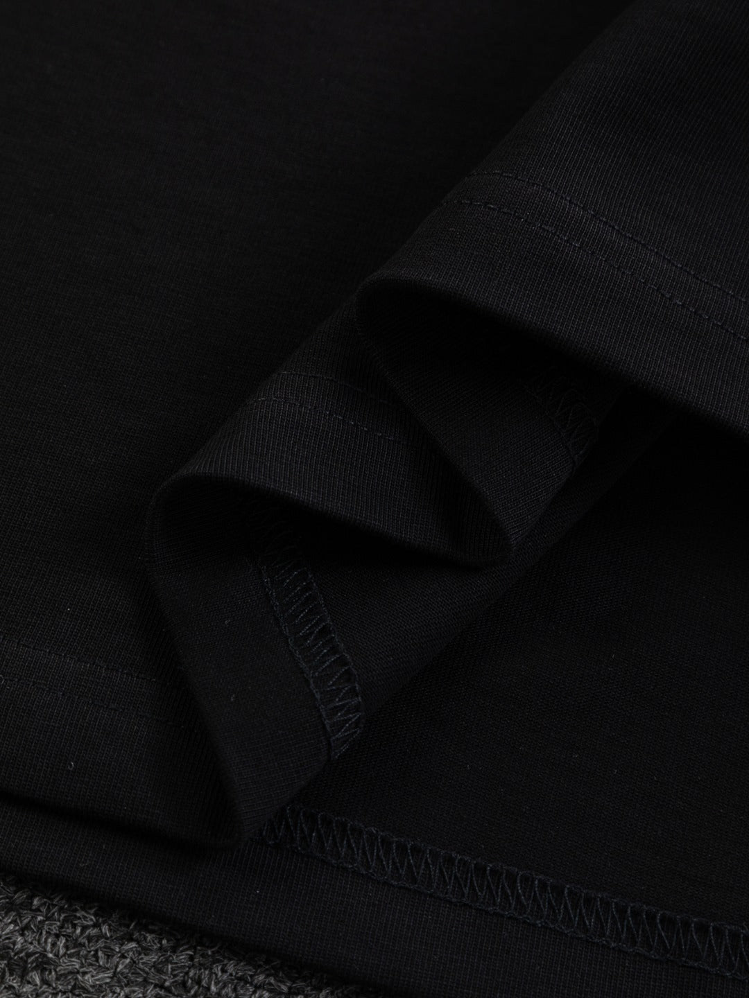 260120 New high-quality embroidered patchwork color-matched T-shirt