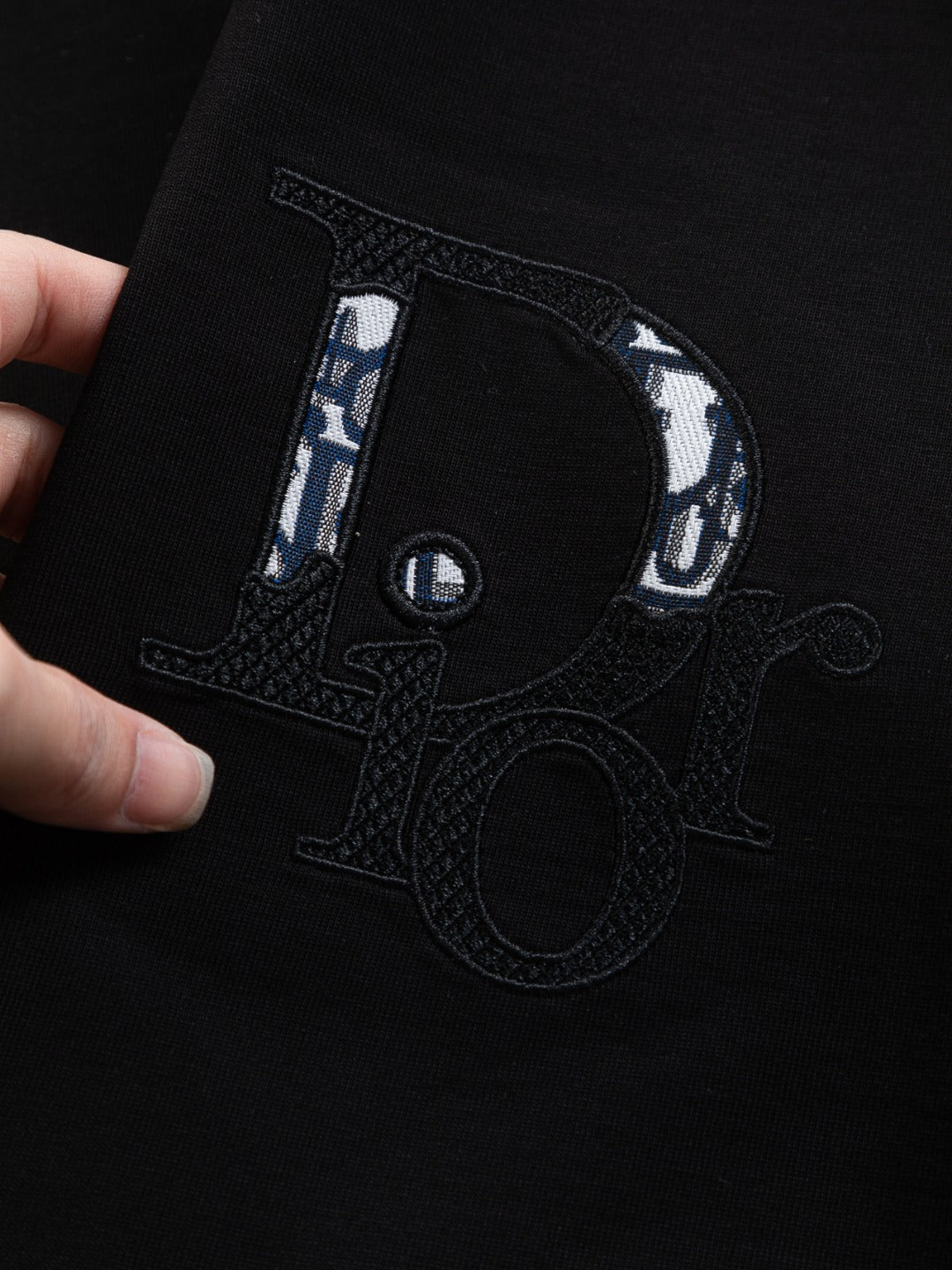 260120 New high-quality embroidered patchwork color-matched T-shirt