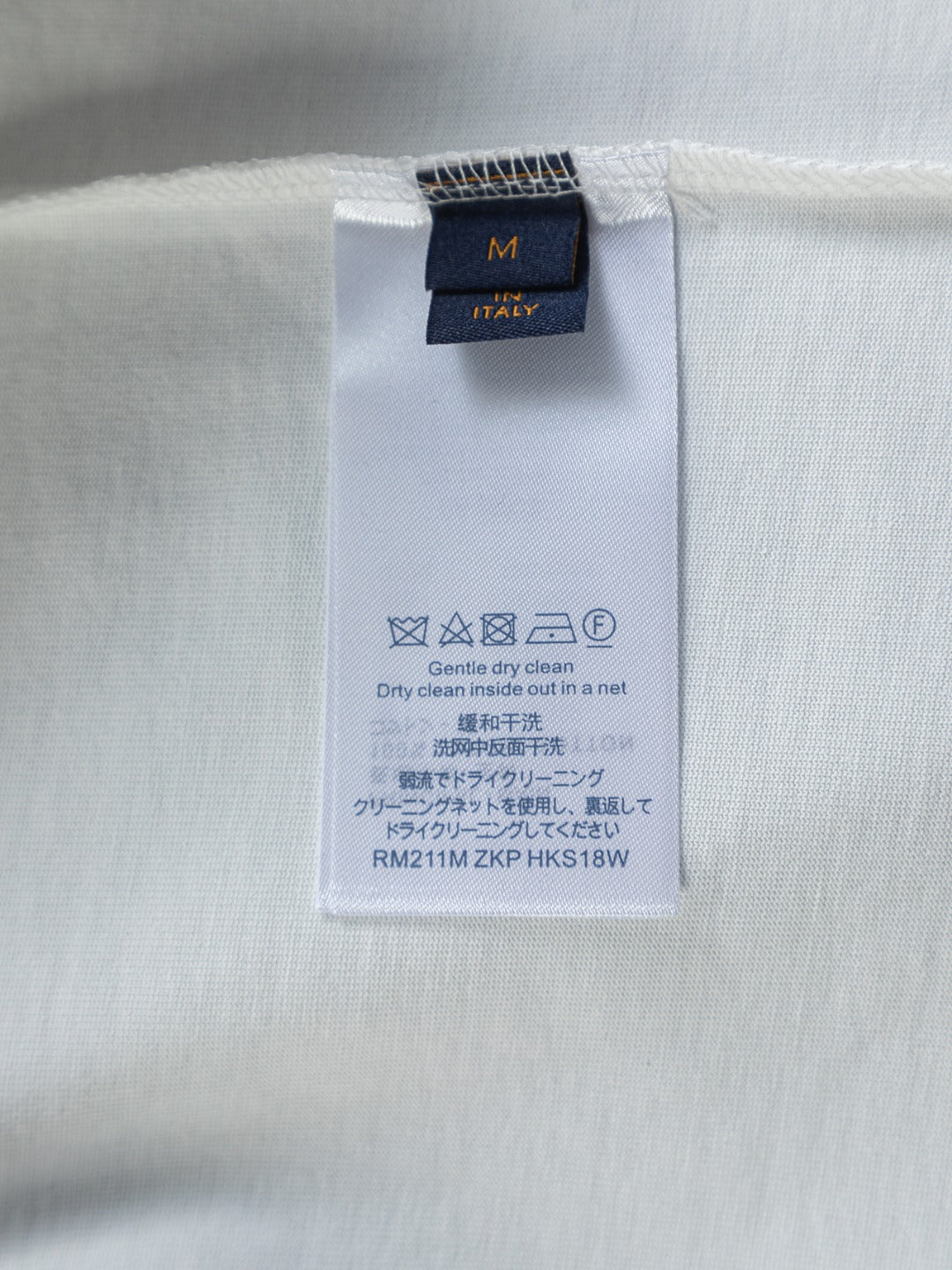 260120 New high-quality and elaborately crafted plush foam printed T-shirt
