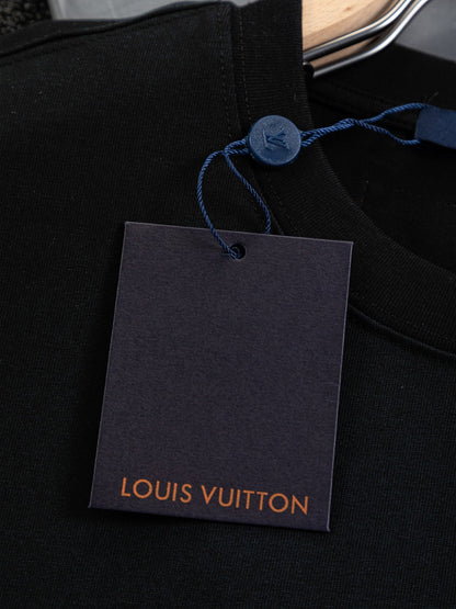 260120 New high-quality and elaborately crafted plush foam printed T-shirt