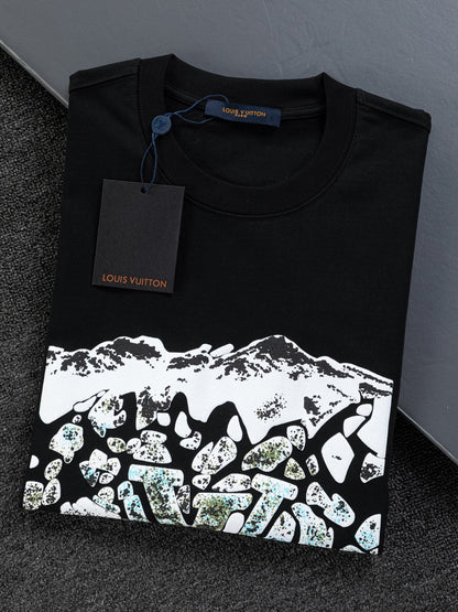 260120 New high-quality and elaborately crafted plush foam printed T-shirt