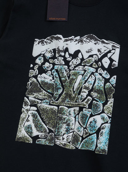 260120 New high-quality and elaborately crafted plush foam printed T-shirt