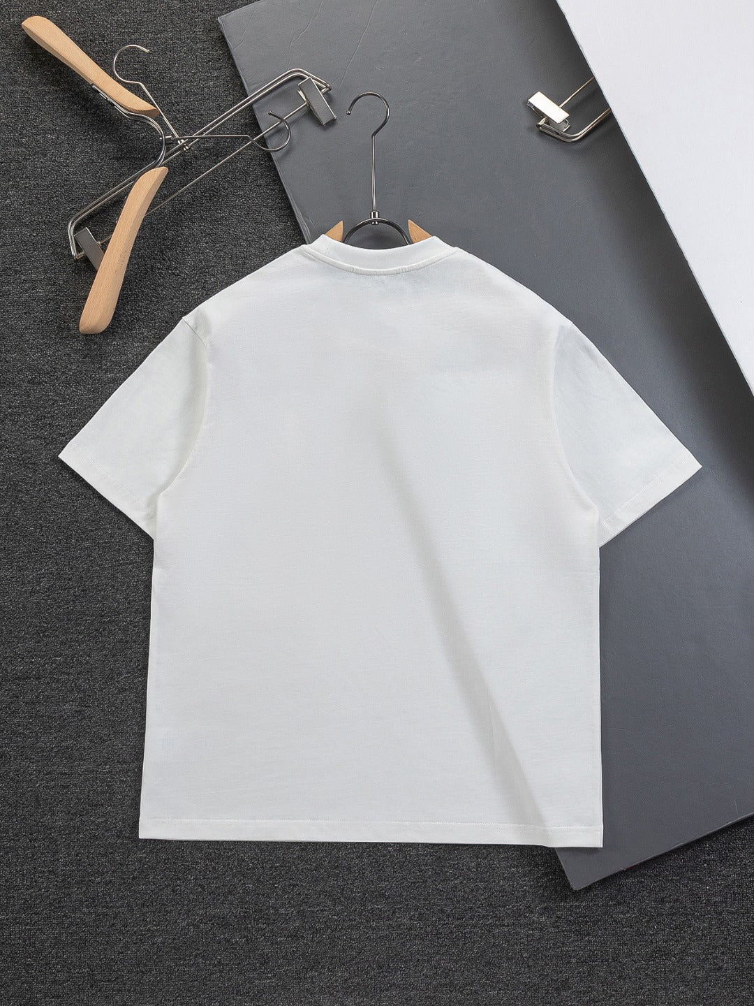 260120 New high-quality classic checkered printed T-shirt