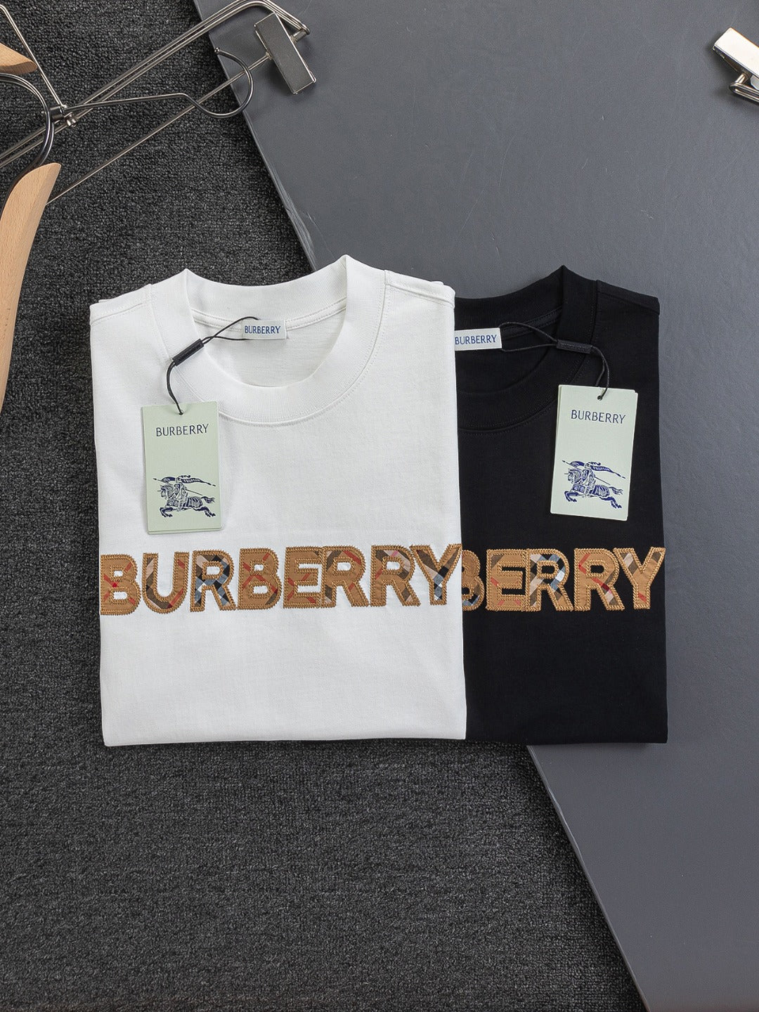 260120 New high-quality classic checkered printed T-shirt