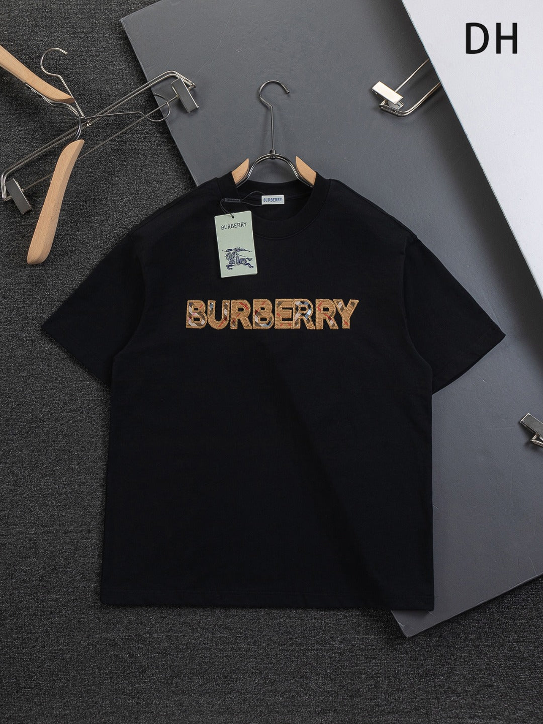 260120 New high-quality classic checkered printed T-shirt
