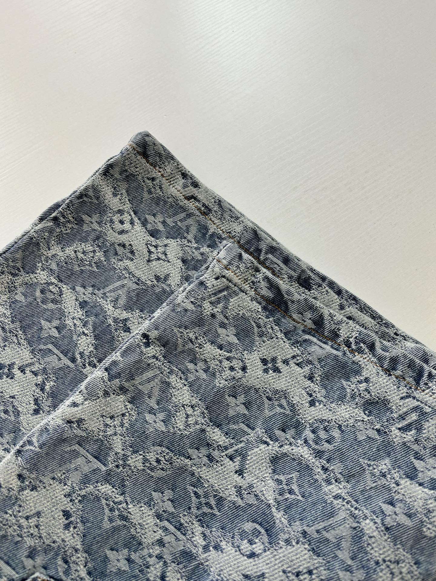 260120 New high-quality washed full-print jacquard denim shorts