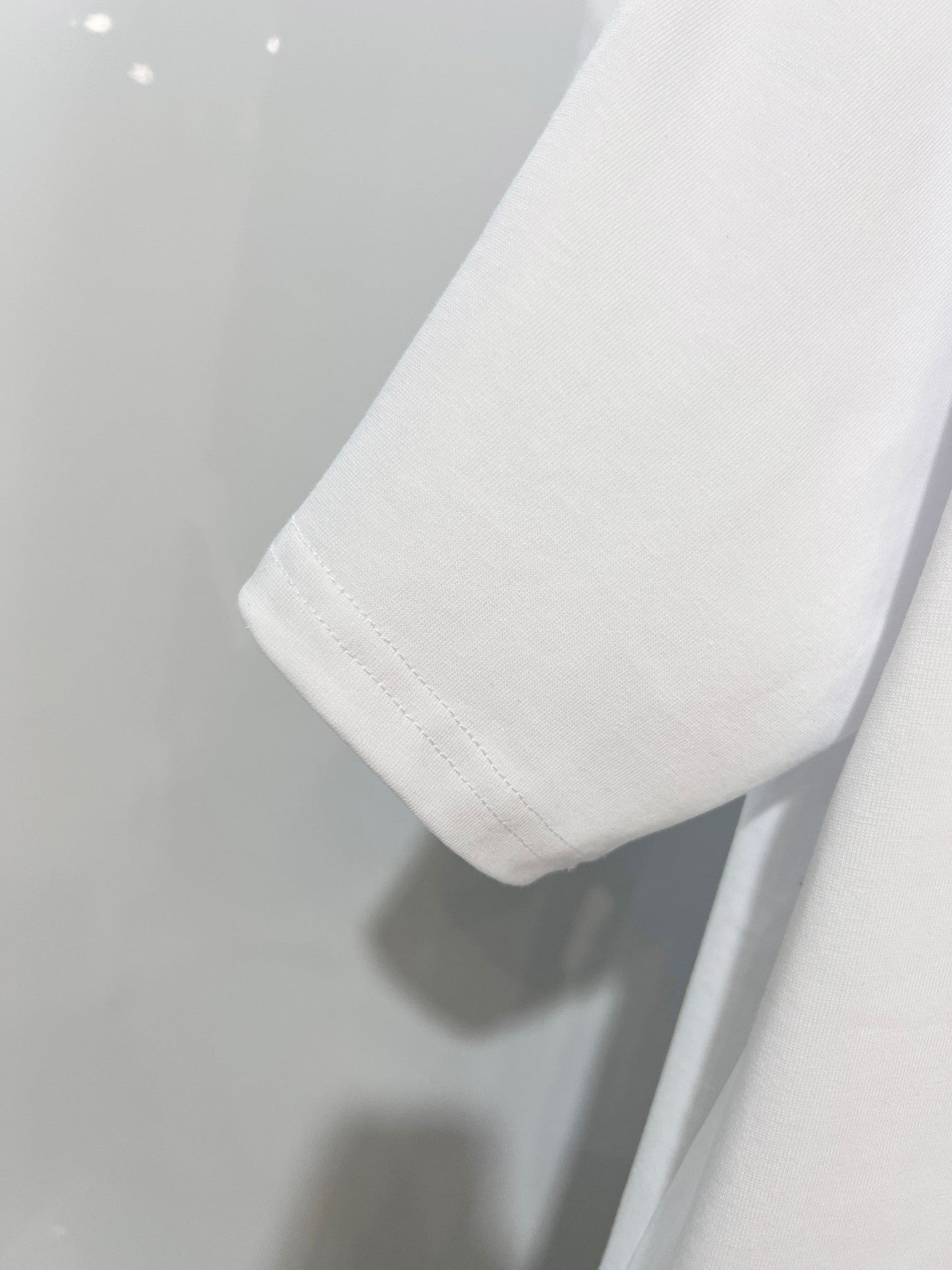 260306 New high-quality, distinctive and simple embroidered T-shirt