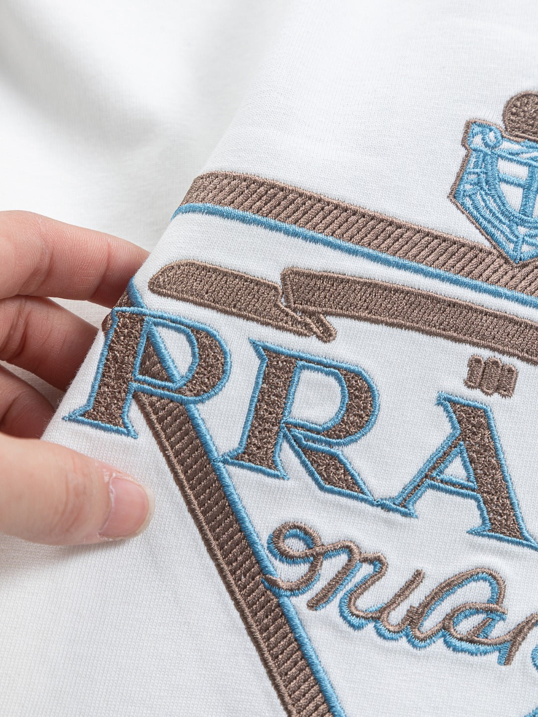 260306 New high-quality large-letter embroidered T-shirt
