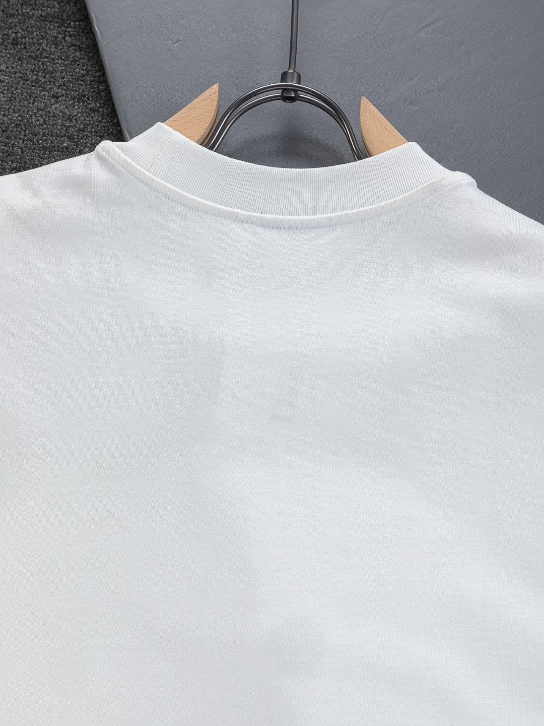260306 New high-quality large-letter embroidered T-shirt
