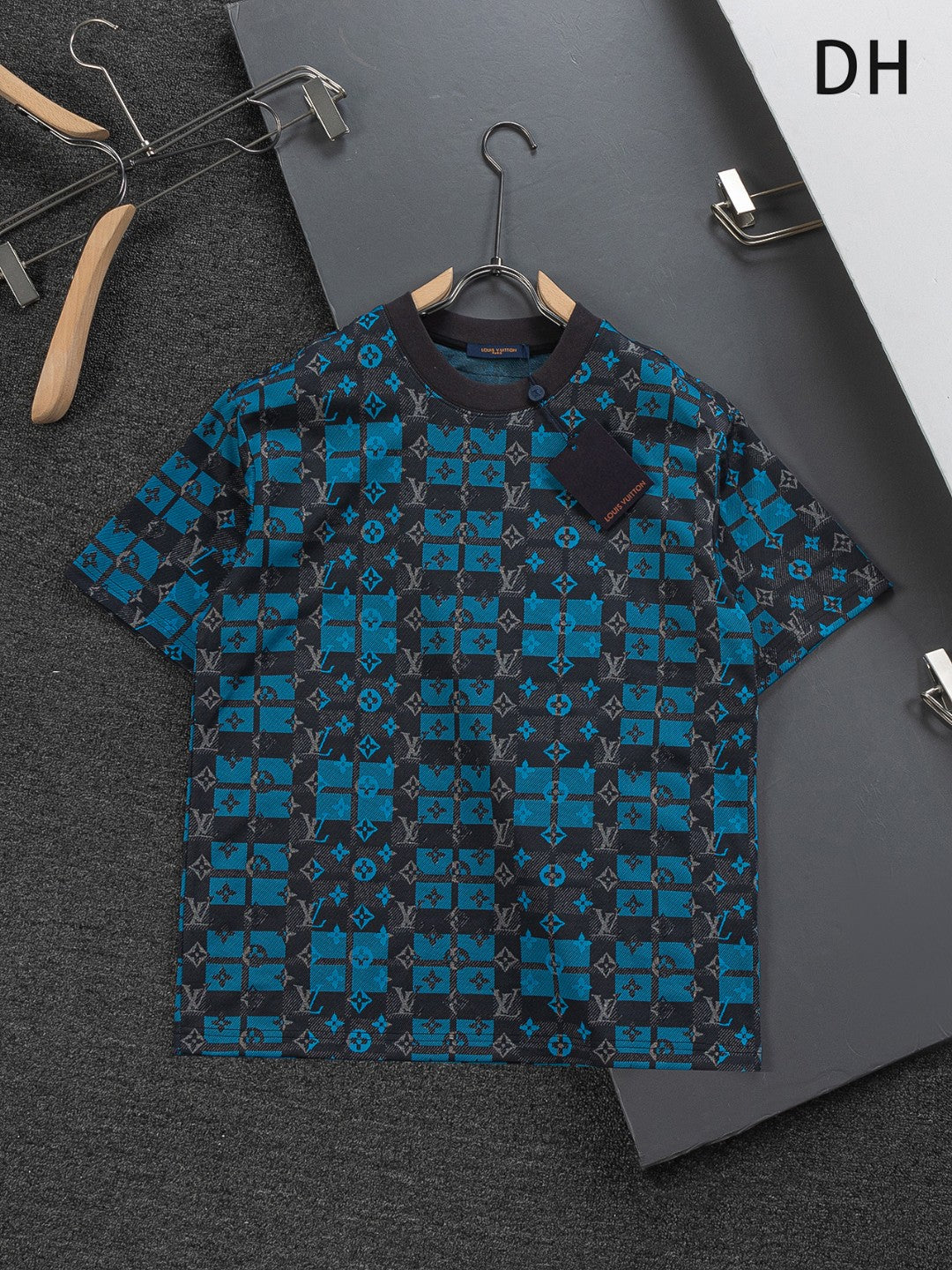 260306 New high-quality multi-color jacquard checkered T-shirt