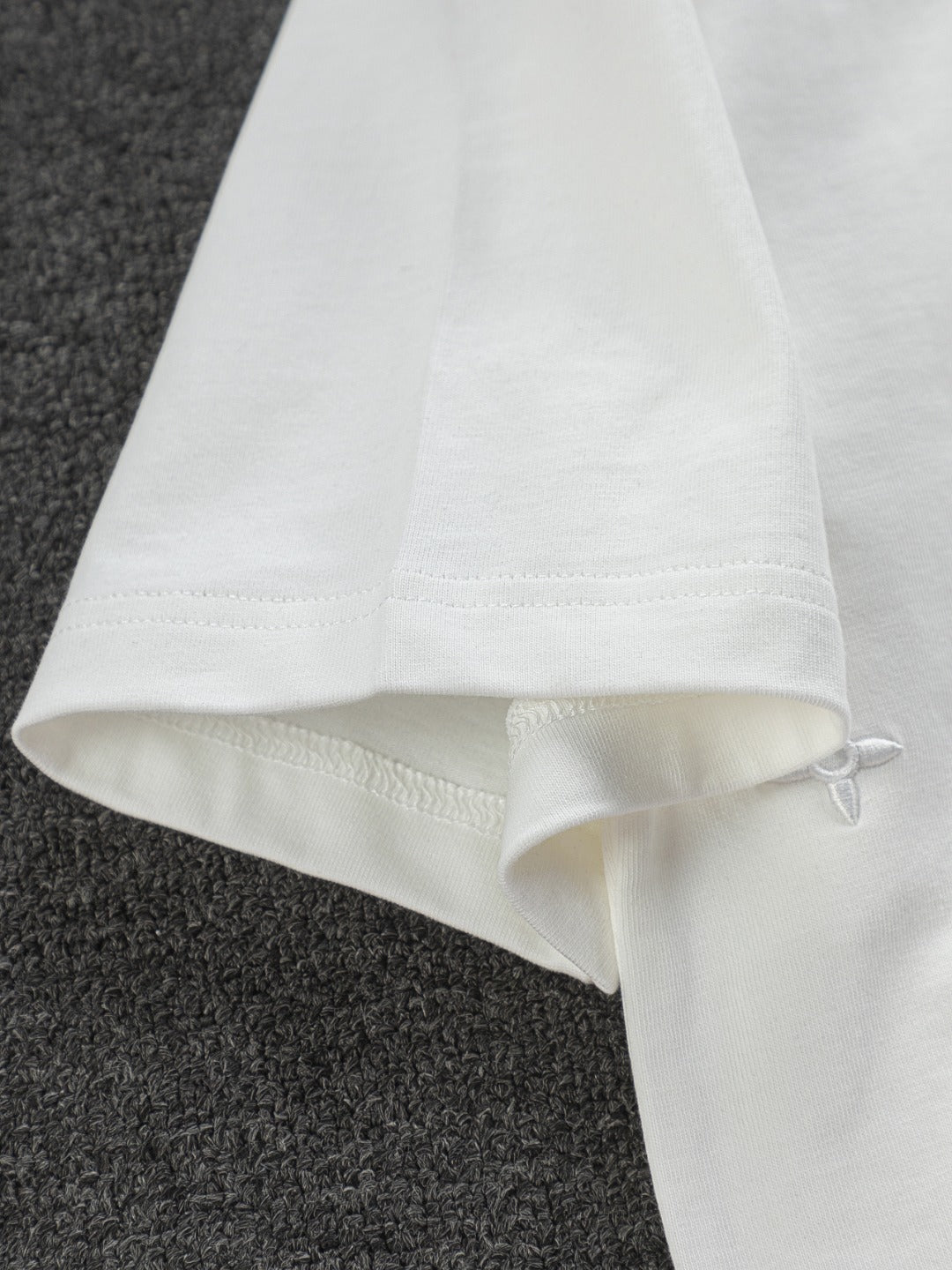 260306 New high-quality and simple embroidered T-shirt