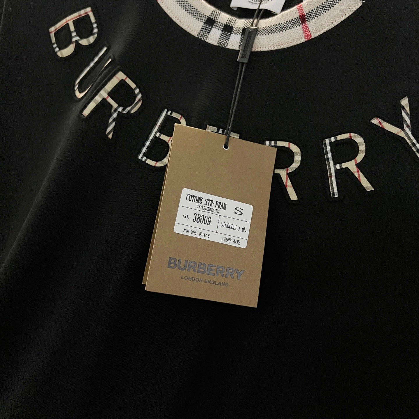 260306 New high-quality striped collar embroidered T-shirt