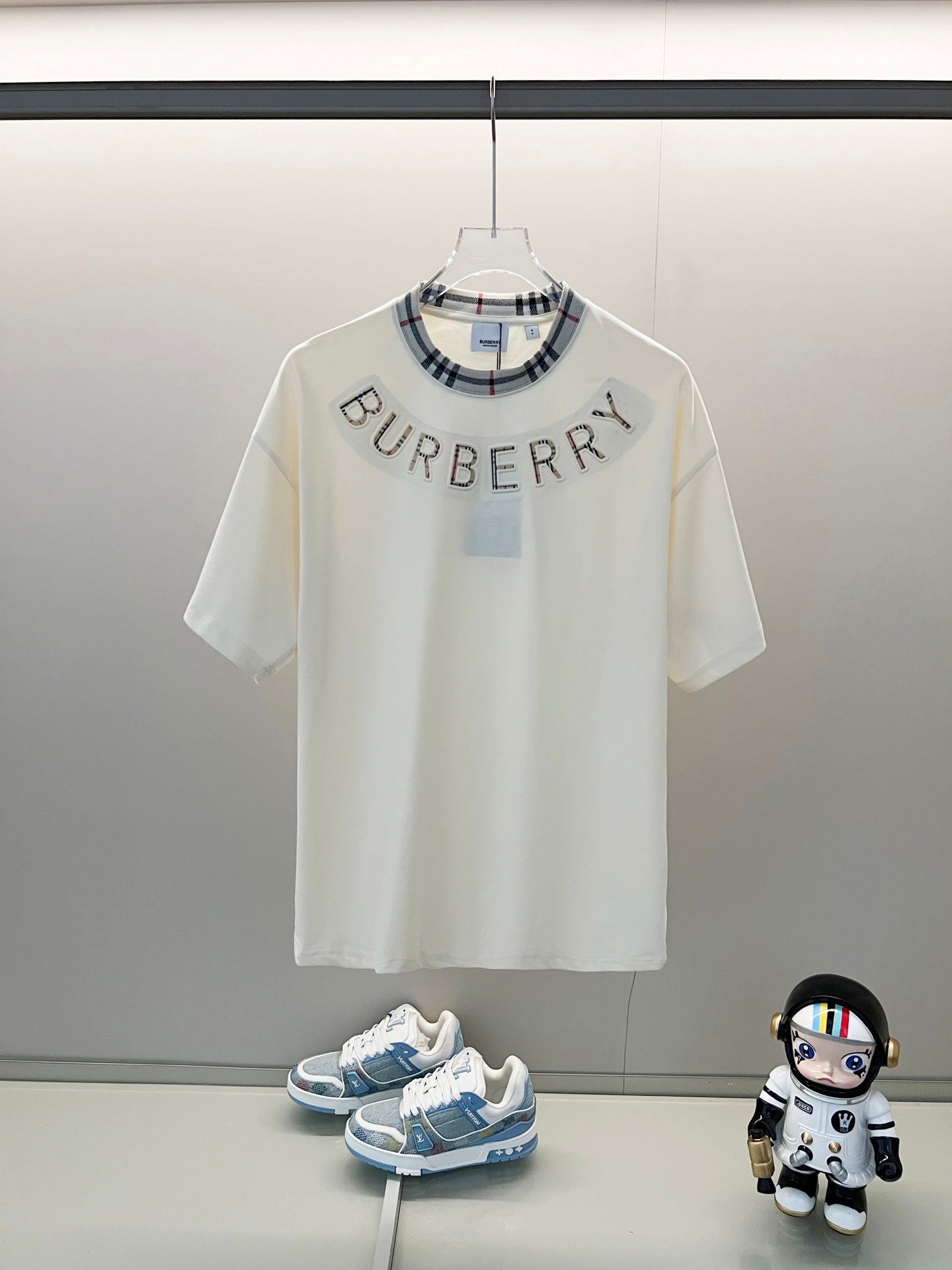 260306 New high-quality striped collar embroidered T-shirt