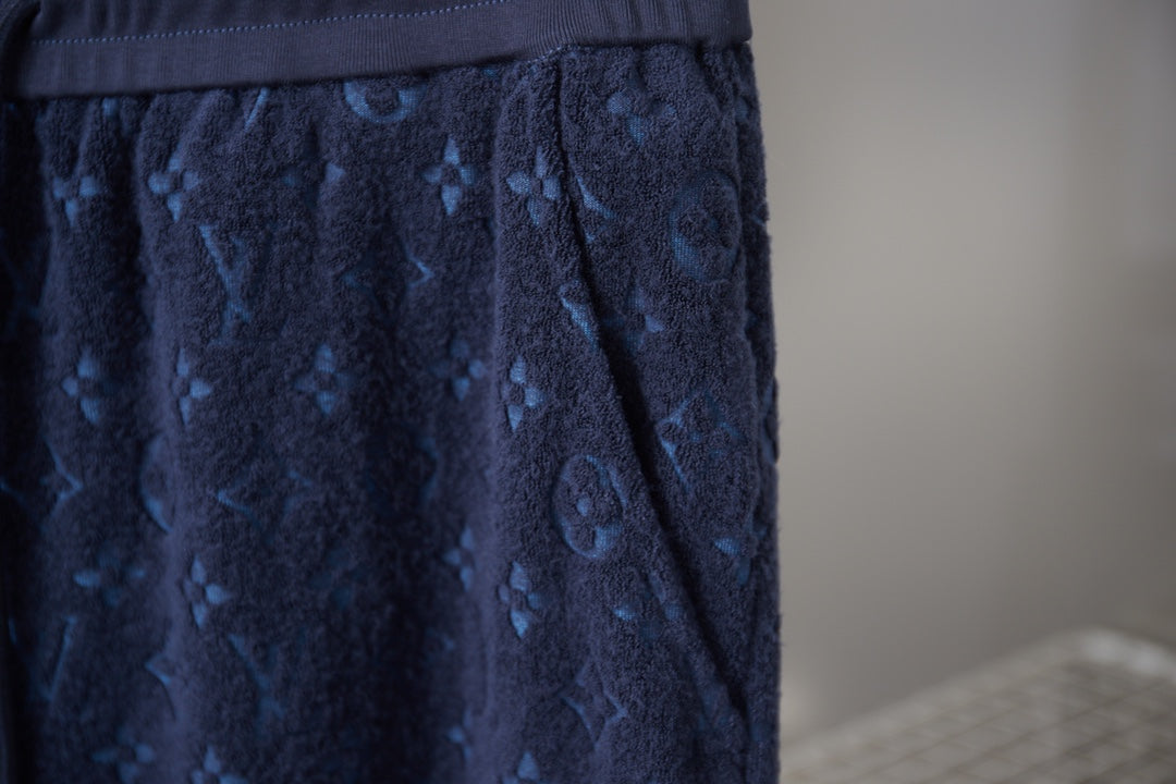 260306 New high-quality custom embossed fleece shorts