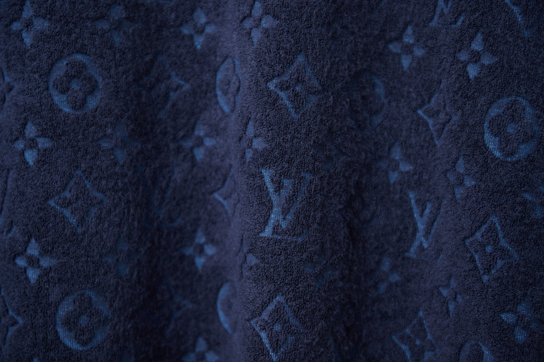 260306 New high-quality custom embossed fleece T-shirt