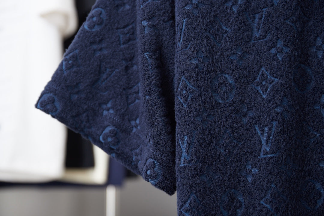 260306 New high-quality custom embossed fleece T-shirt