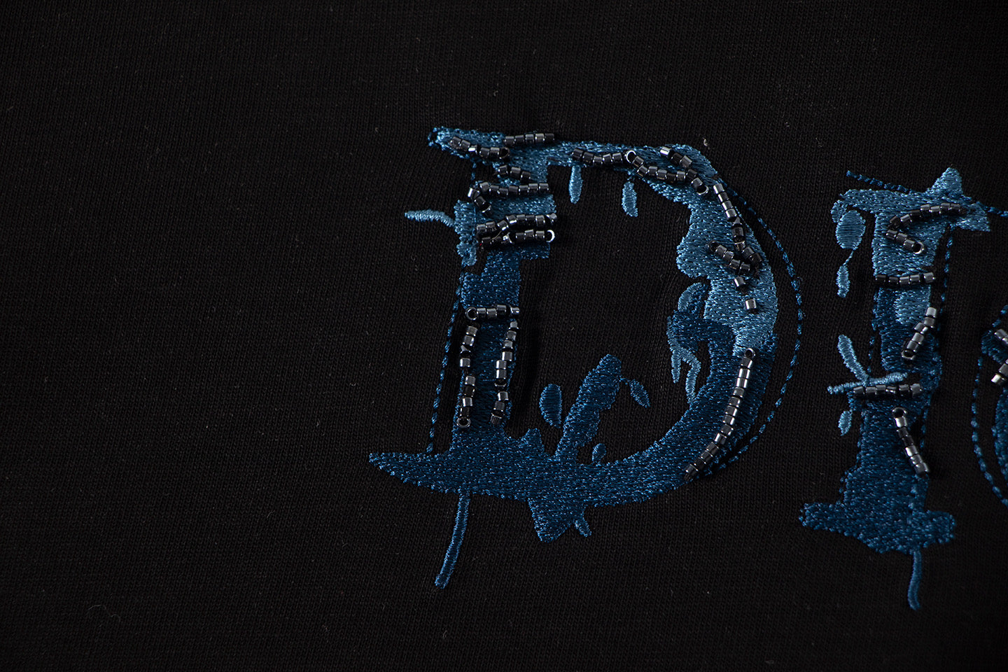 260306 New high-quality heavy-duty embroidered sequin T-shirt