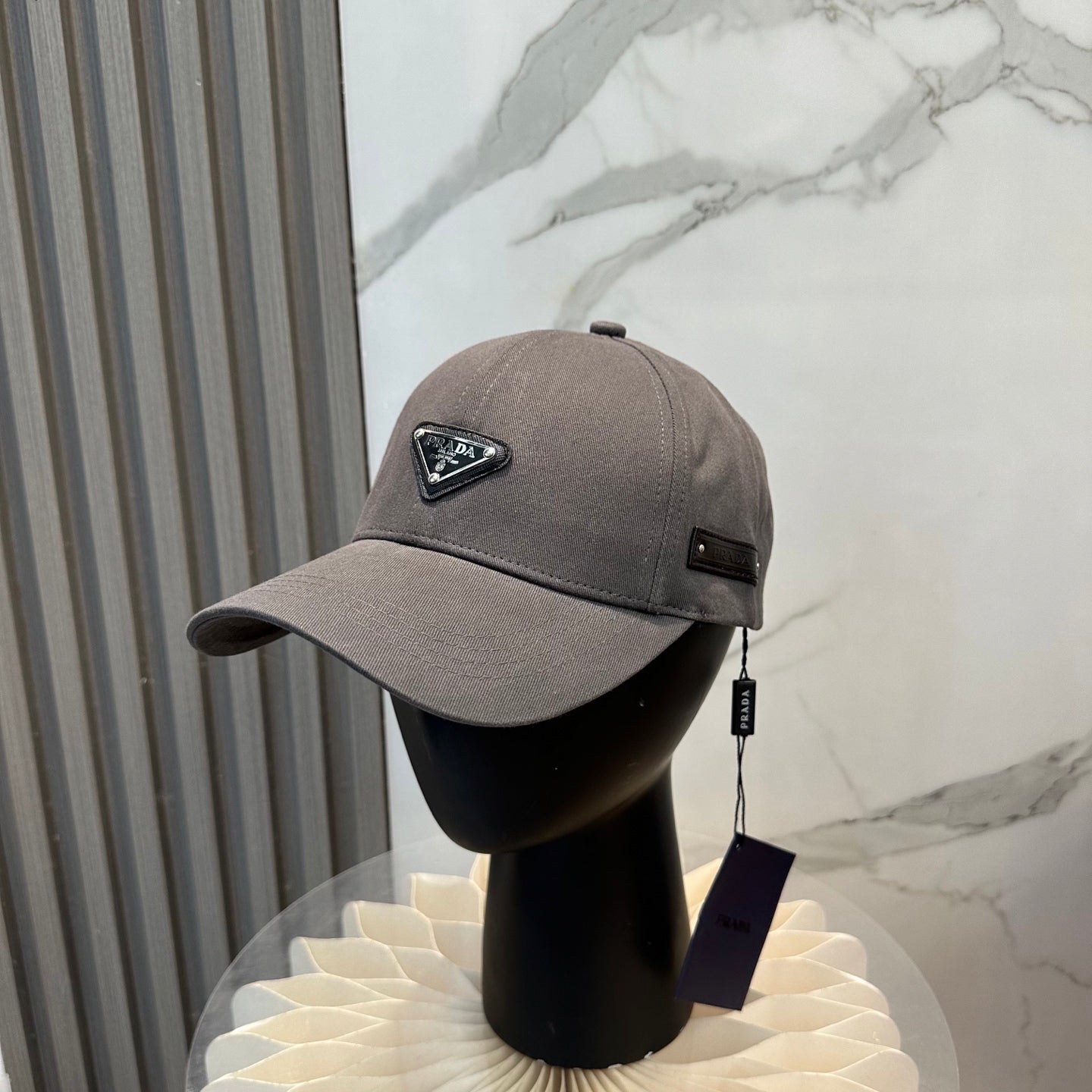 251028 New essential baseball cap for daily outfits