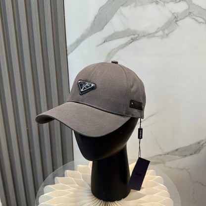 251028 New essential baseball cap for daily outfits
