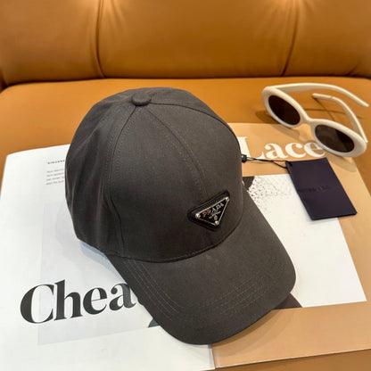 251028 New essential baseball cap for daily outfits