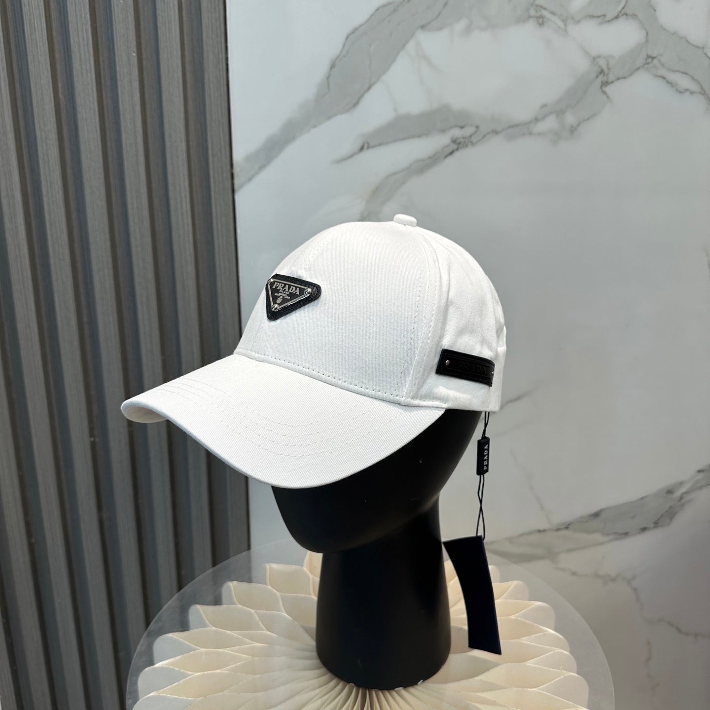 251028 New essential baseball cap for daily outfits