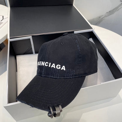251028 New essential baseball cap for daily outfits