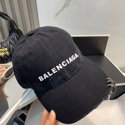 251028 New essential baseball cap for daily outfits