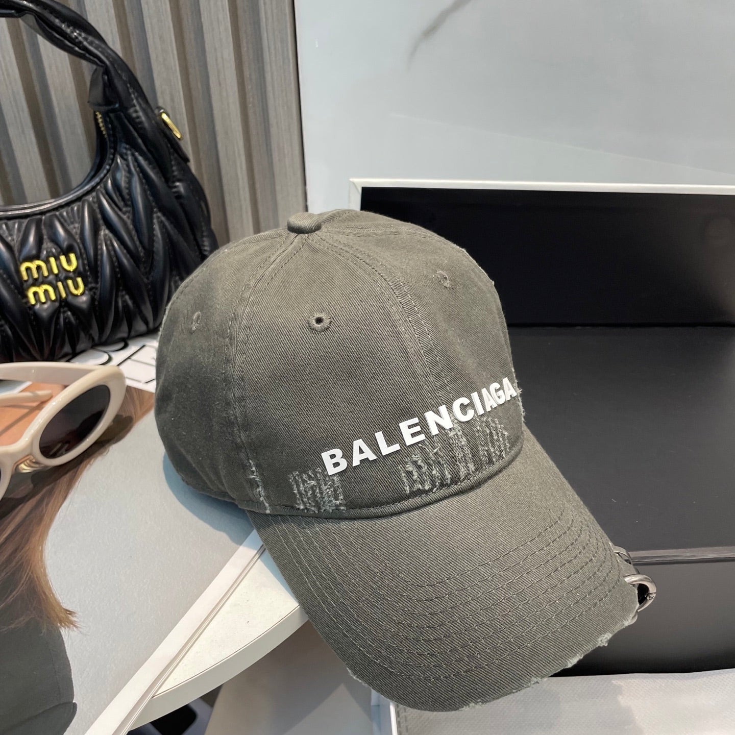 251028 New essential baseball cap for daily outfits