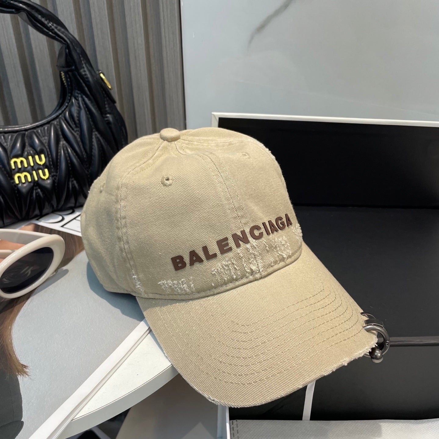 251028 New essential baseball cap for daily outfits
